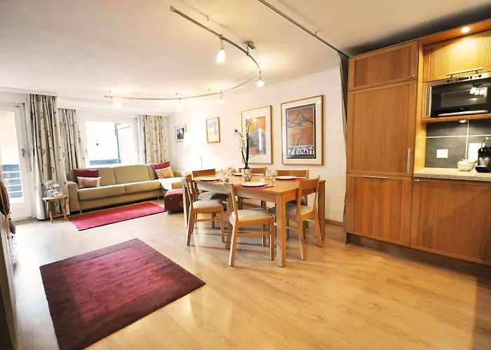 豪斯阿尔米娜 - 爱德华公寓酒店